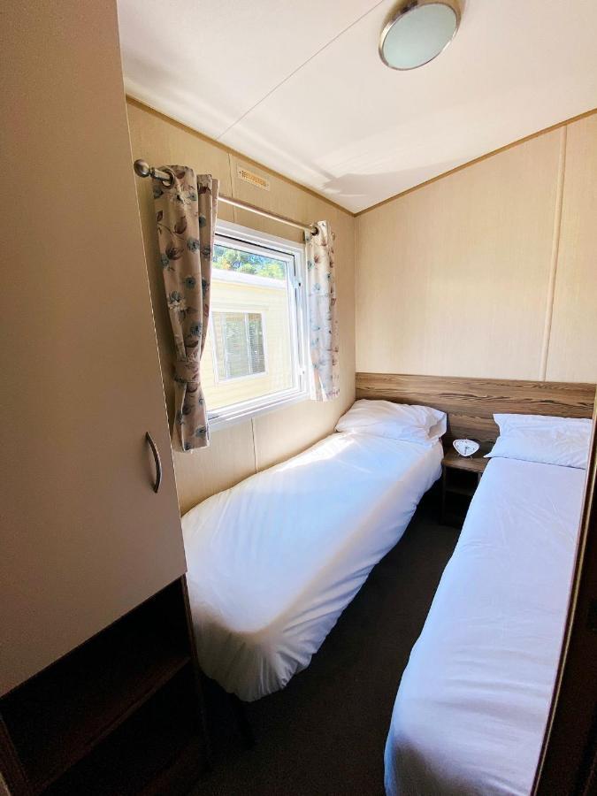 Dizzard 23 Hotel Bridgerule Luaran gambar